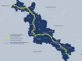 Mapa pokazuje trasę rowerową wzdłuż Odry, z zaznaczonymi różnymi typami dróg i miejscowościami.