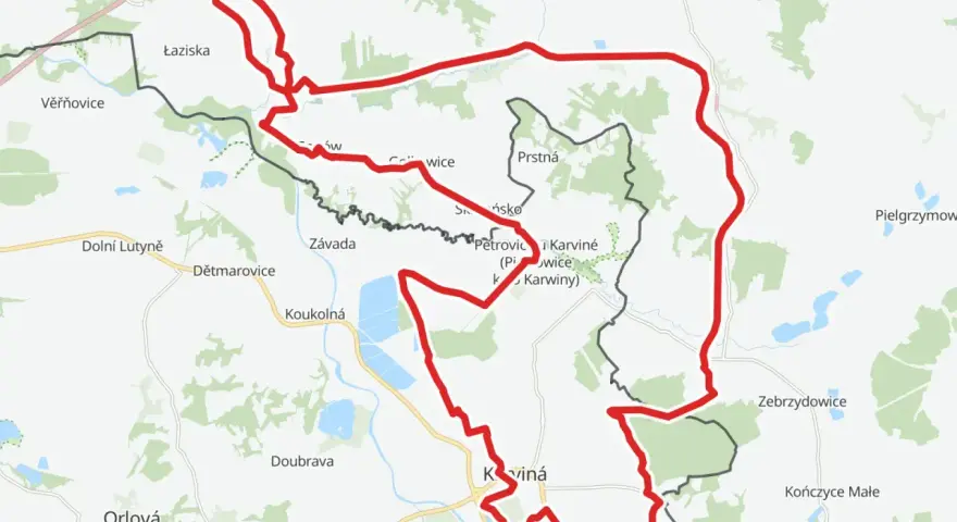 Trasa rowerowa EuroVelo 4 wije się przez czeskie i polskie tereny, omijając Łaziska, Karwinę i Jastrzębie-Zdrój.