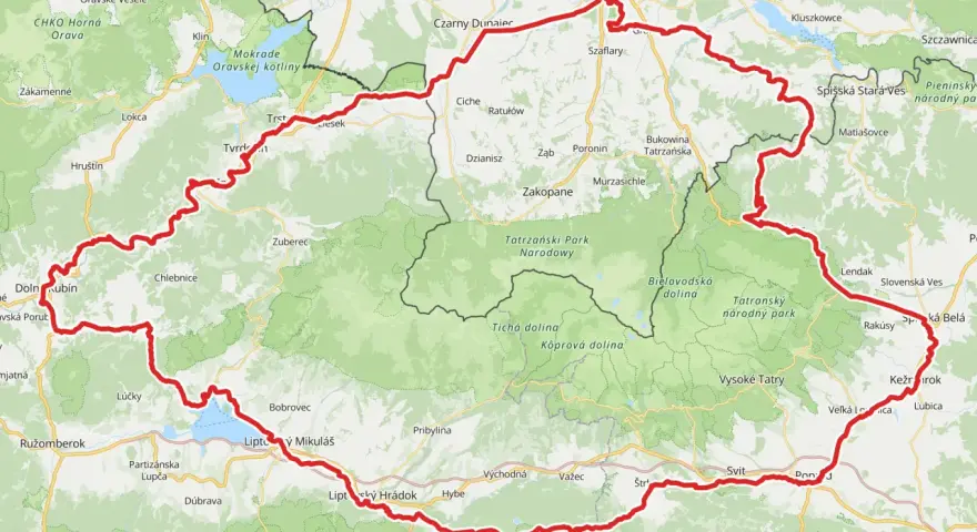 Trasa rowerowa velo tatry okrąża Tatry, prowadząc przez malownicze doliny i miejscowości po stronie polskiej i słowackiej.